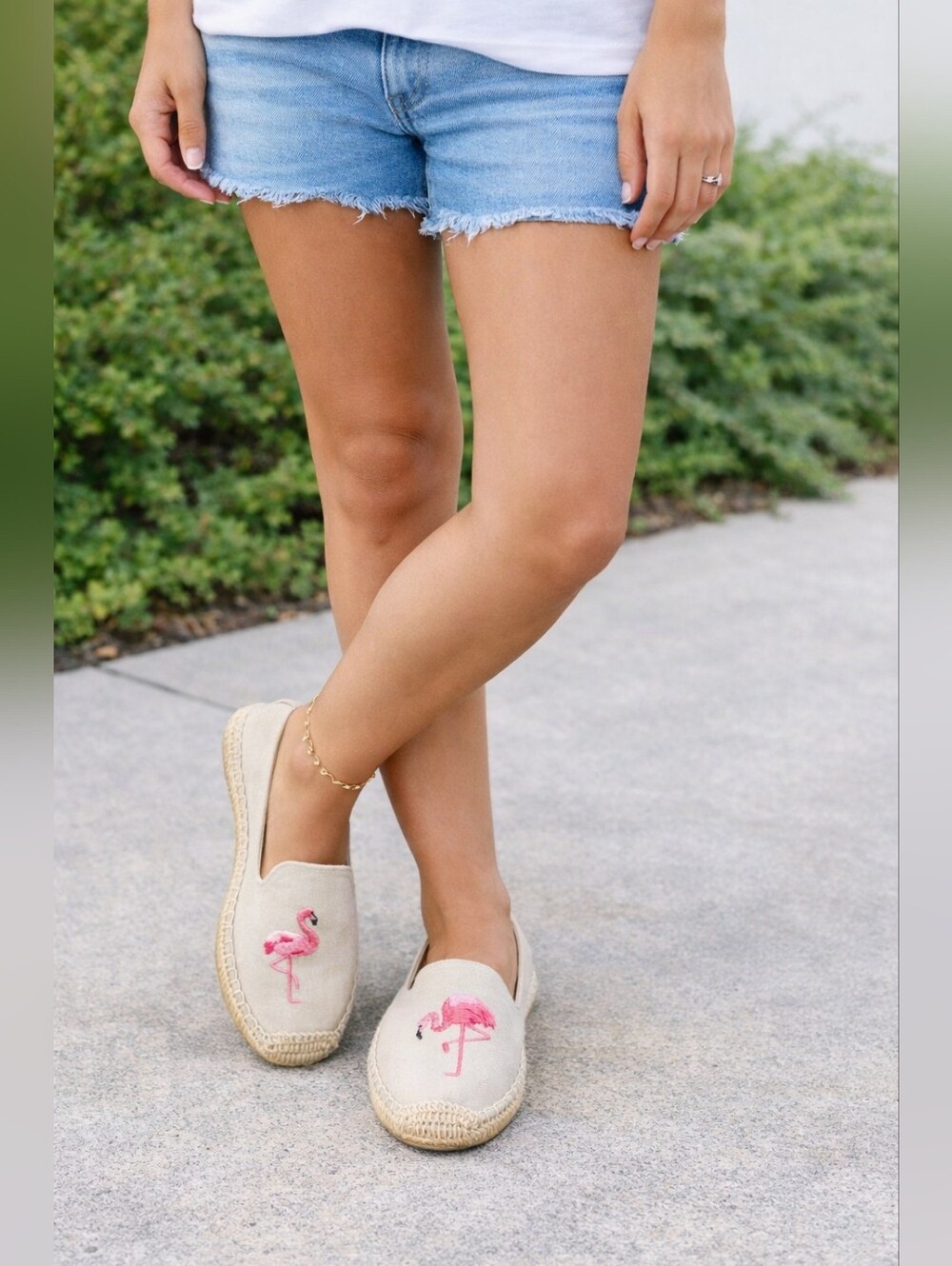 Soludos Cotton Canvas Espadrilles with Pink Flamingo Embroidery Cream US 9-9.5